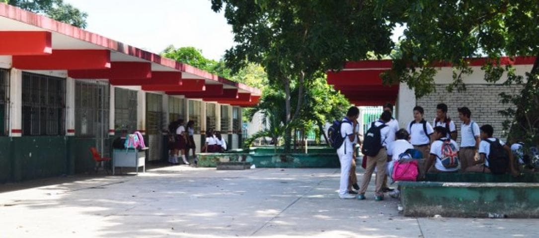 Hay 500 docentes en Quintana Roo que no se reportan con su escuela