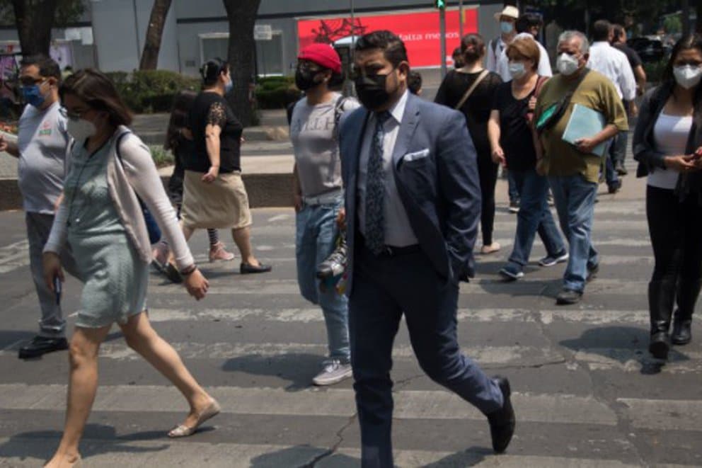 Seis millones de mexicanos dejaron de ser clase media por la pandemia: Inegi