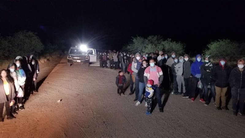 Un contingente de 139 migrantes fueron detenidos  por la CBP después de cruzar la frontera de Sonora