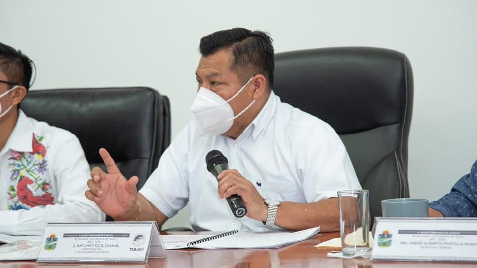 Condena Marciano Dzul discriminación contra empleados de hotel de Tulum por hablarse en maya