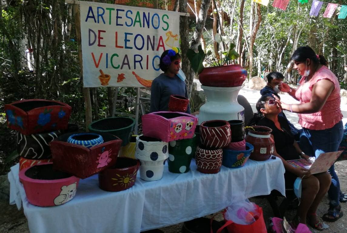 Respalda gobierno de Blanca Merari Tziu Muñoz al sector artesanal de Puerto Morelos