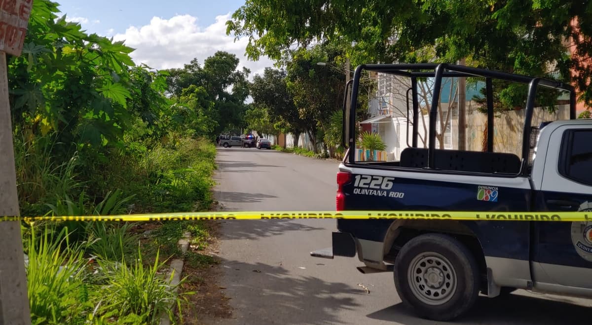 Buscan cuerpos de tres desaparecidos en área verde de la Supermanzana 520 de Cancún