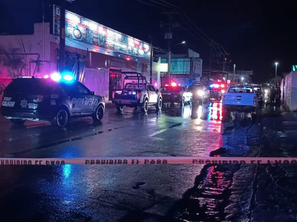 Fuerte movilización policiaca en la avenida 45 con Juárez por mujer privada de libertad