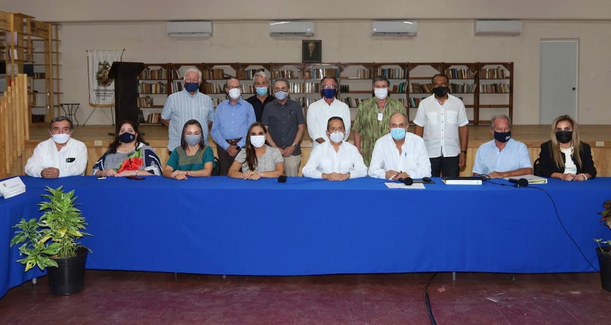 Carlos Joaquín impulsa espacios culturales y de conocimiento para los quintanarroenses