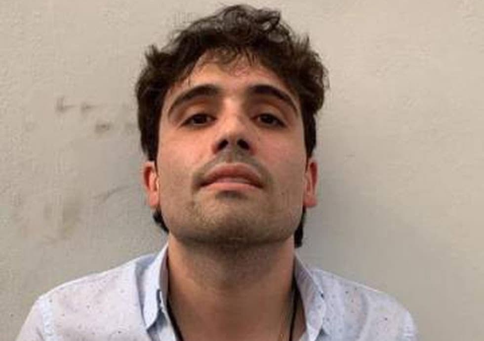 Ovidio Guzmán mandó matar a un 'popular cantante mexicano' que no quiso cantar en su boda, asegura EU