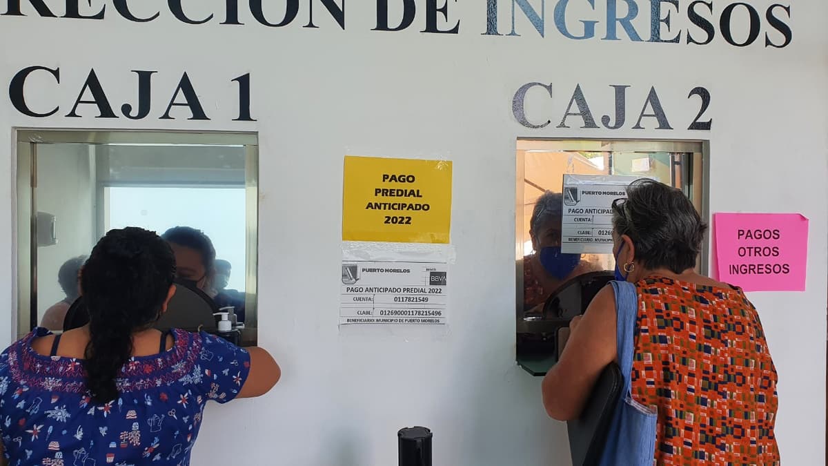 Beneficia gobierno de Puerto Morelos a adultos mayores con descuentos en el pago de predial