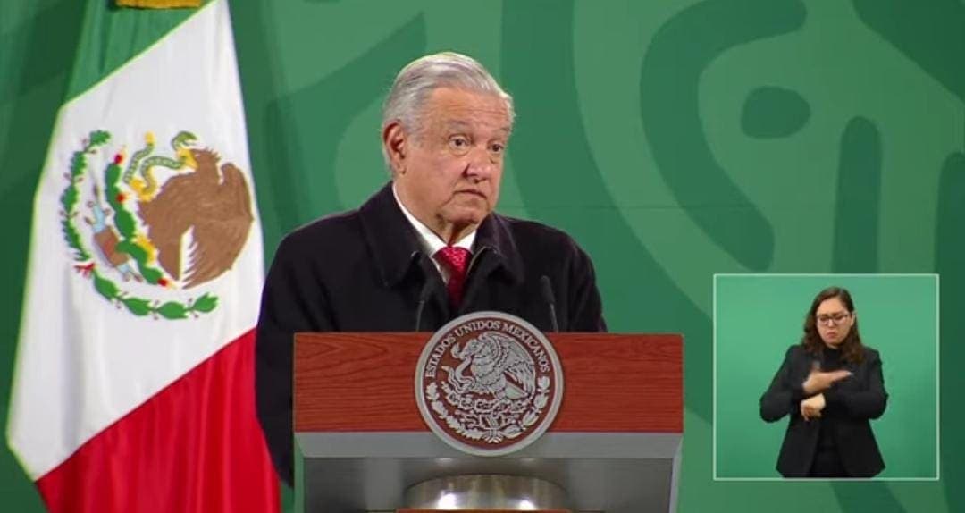 Llama AMLO al PRI para que se defina sobre la reforma eléctrica
