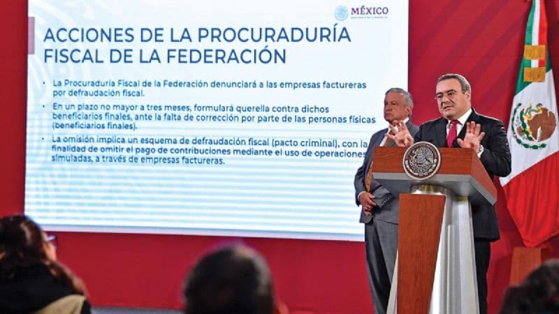 Procurador fiscal, salpicado por operaciones de evasión