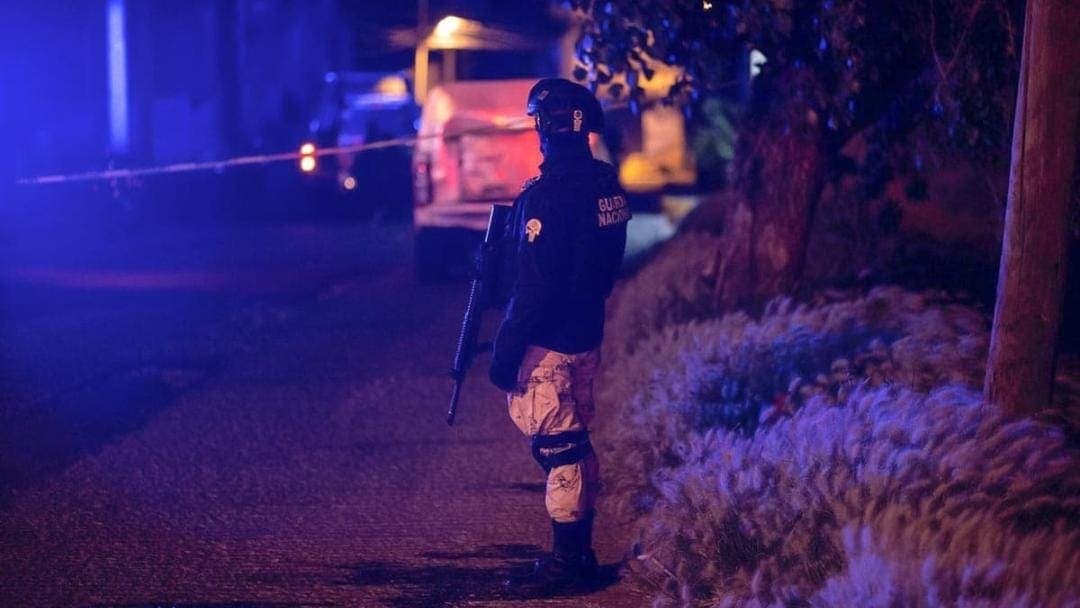 Queman vivos a 3 jóvenes en Guerrero; uno falleció, dos están graves