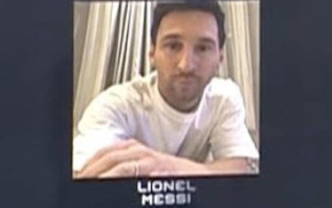 Video: Todos se vistieron de gala para premio The Best; Messi se puso una playera