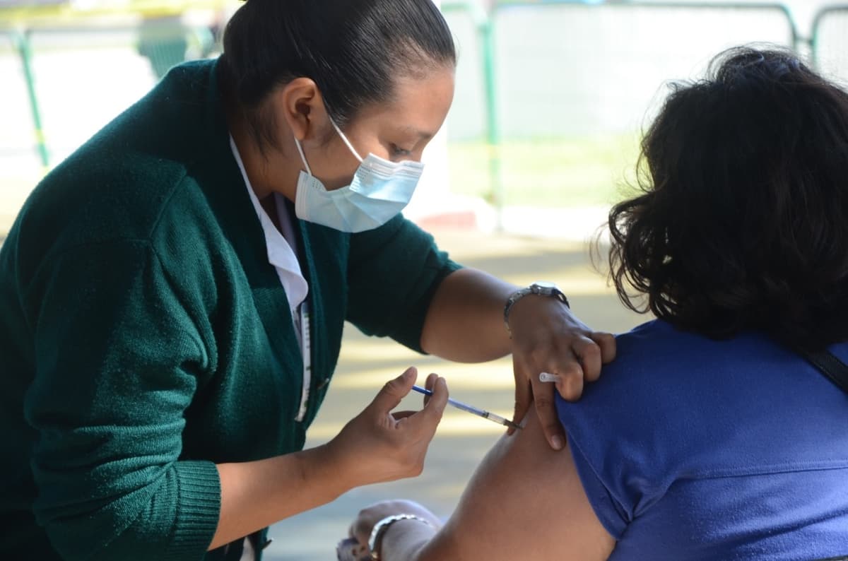 Más de 2 millones 385 mil dosis de vacunas contra Covid-19 se han aplicado Quintana Roo