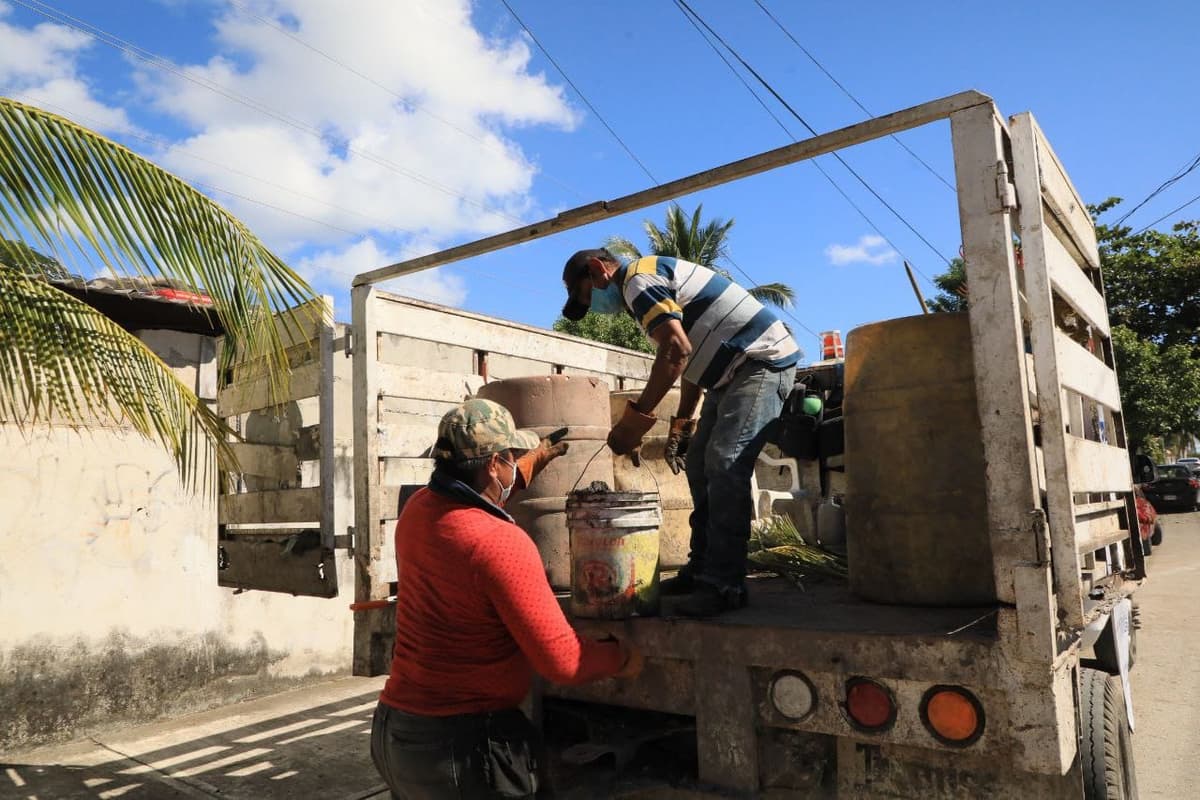 Avanza Gobierno municipal con renovación de los servicios públicos de la colonia Ejido