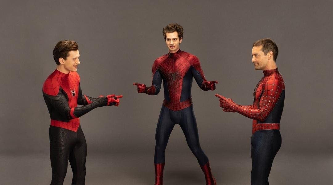 Actores recrean el famoso meme de los tres Spider-Man