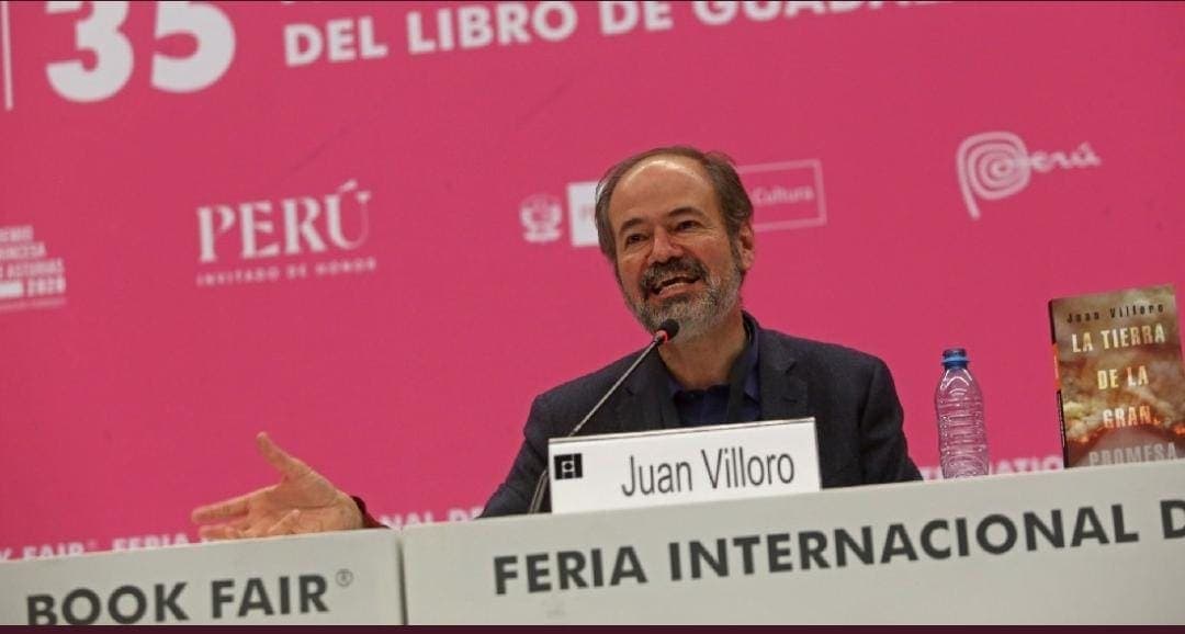 Escritor Juan Villoro sufre un asalto a mano armada en la Cdmx