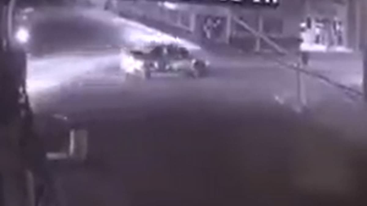 Comando armado secuestra al hijo de un periodista en medio de las balaceras en Sonora