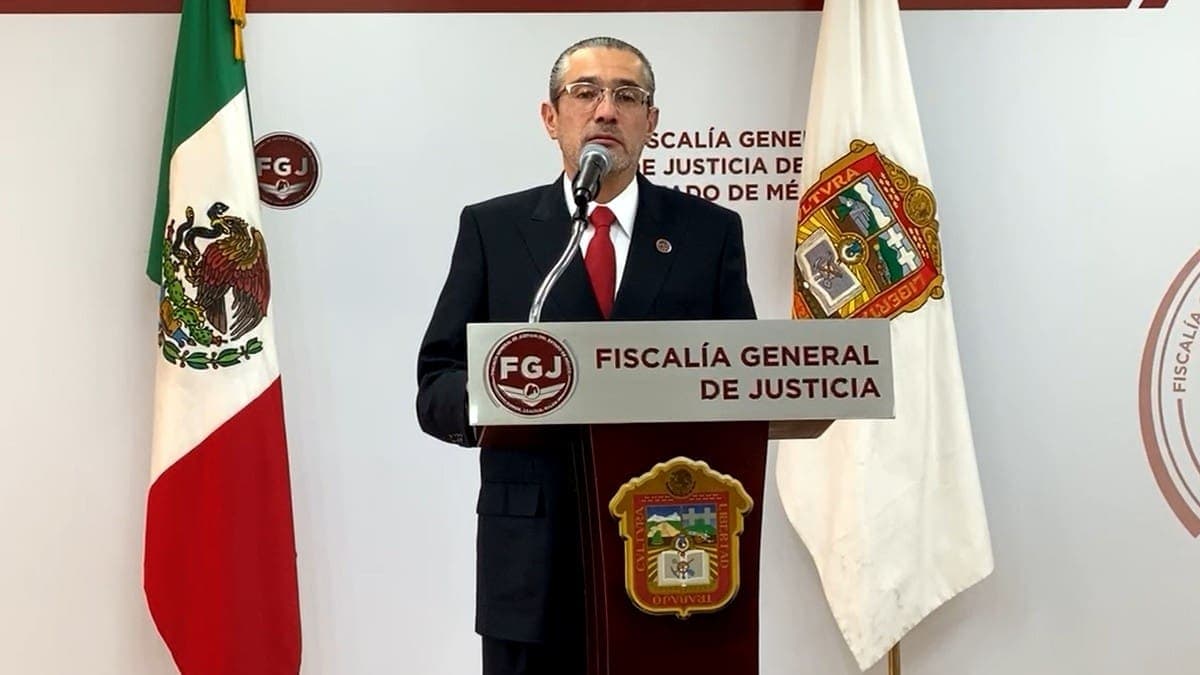 Fiscal de Edomex renuncia a su cargo