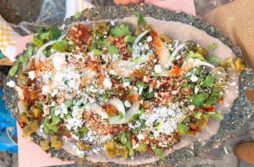 Polémica por las tlayudas del AIFA; también las llaman doraditas o tostadas