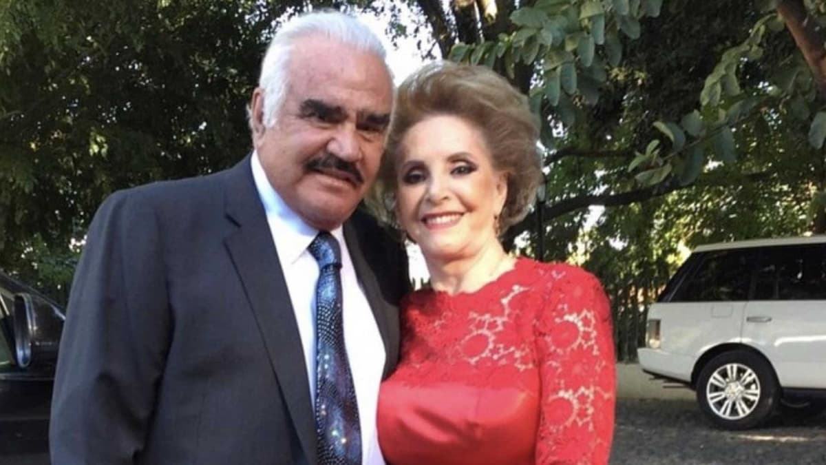 "No estoy sola": Doña Cuquita reaparece para hacer frente a bioserie de Vicente Fernández