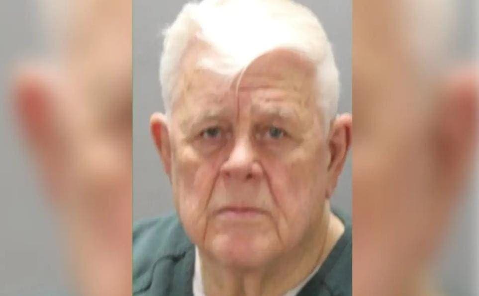 Detienen a pastor de Florida acusado de abusar de menores por 30 años