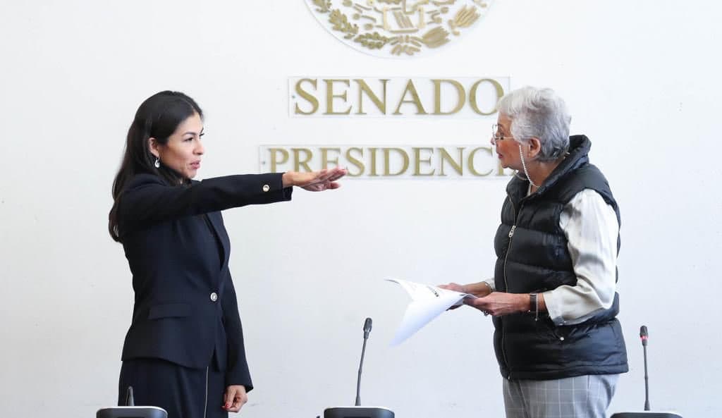 Rinden protesta senadores suplentes de Pech y Marybel