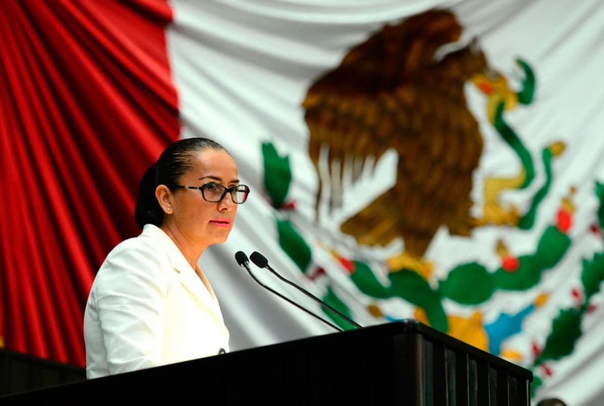 Reconocen a magistrada de Quintana Roo como una de las abogadas más influyentes de México