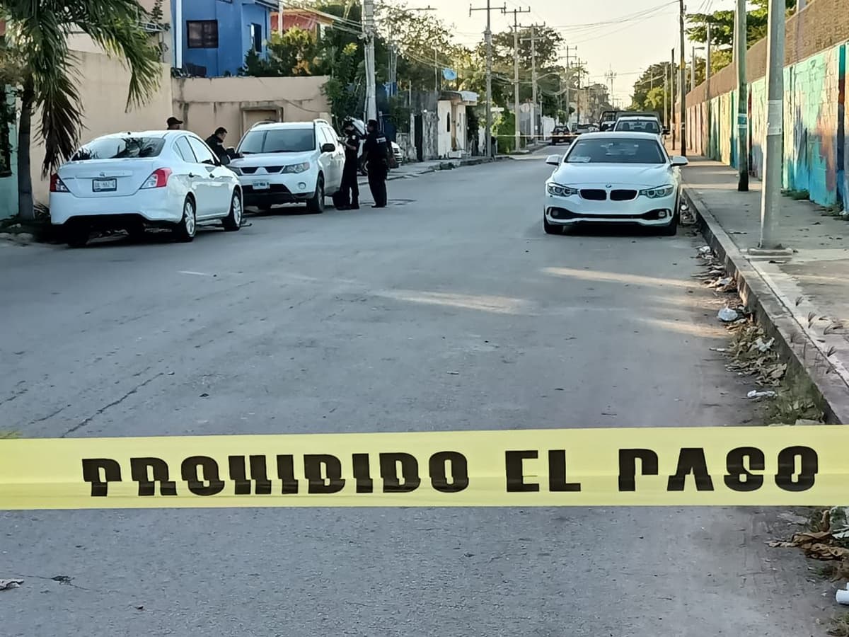 Persiguen y disparan contra empresario en Playa del Carmen
