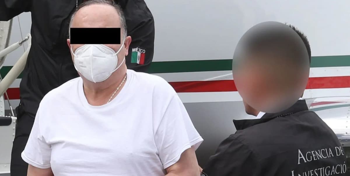 Trasladan al hospital a exgobernador de Chihuahua, César Duarte