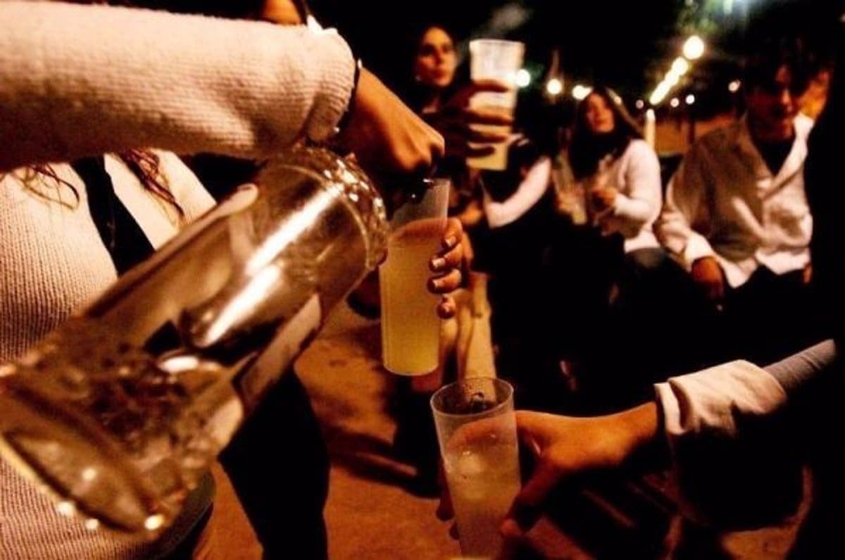 Aumentó en Cancún ingesta de alcohol en jóvenes después de la pandemia, advierten