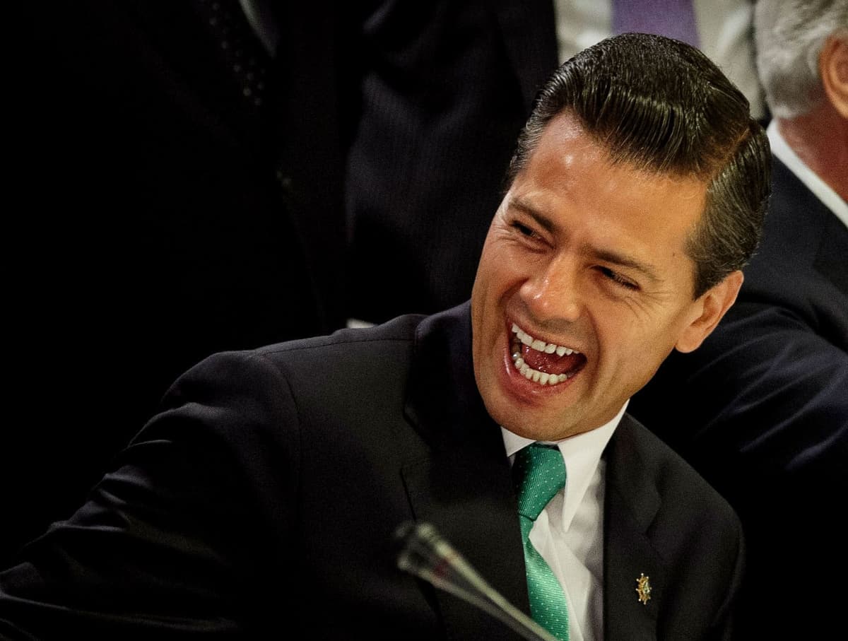 Peña Nieto se salva: no está entre funcionarios que se investigan por Ayotzinapa
