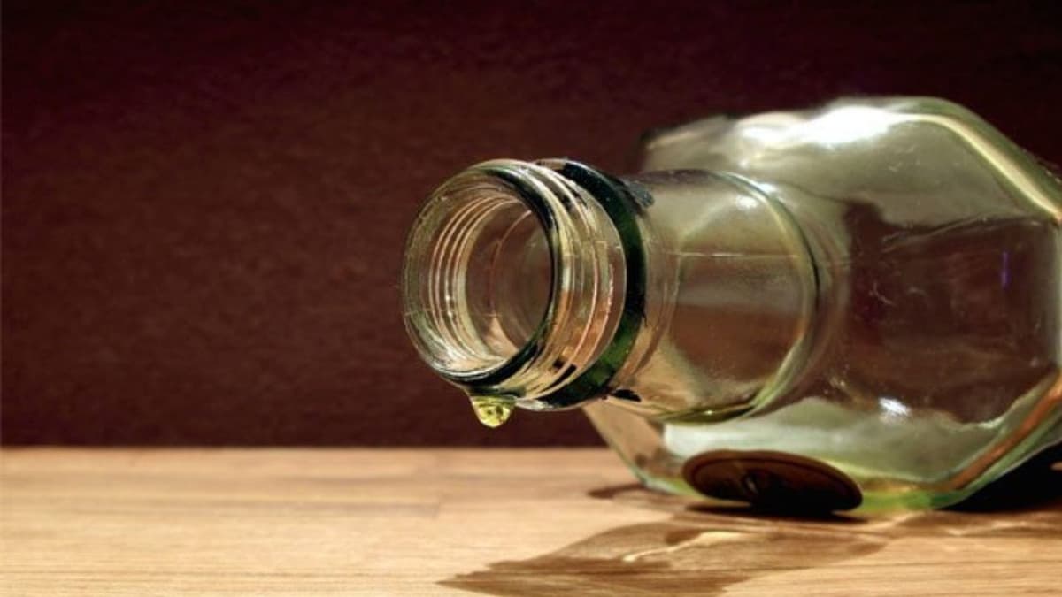 Arrestan a médicos del ISSSTE que organizaron borrachera en un hospital