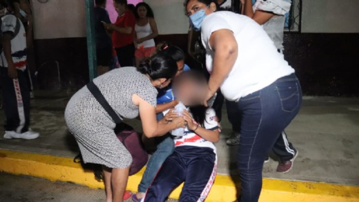 Confirma Fiscalía que tres alumnos dieron positivo a cocaína tras intoxicación en secundaria de Chiapas
