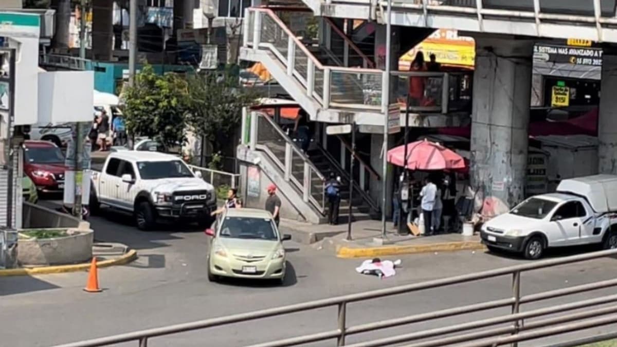 Broma pesada: Dejan cadáver falso por Día de Muertos en calle de Edomex