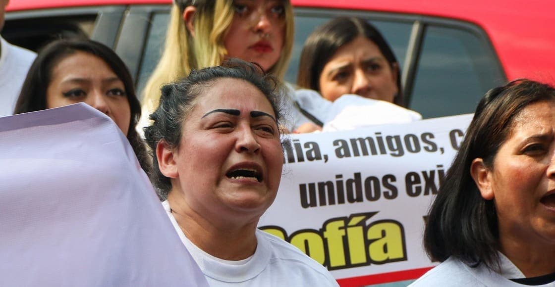 “Gobierno no ha dado ni un peso”, reclama madre de chicas que murieron al caer en coladera