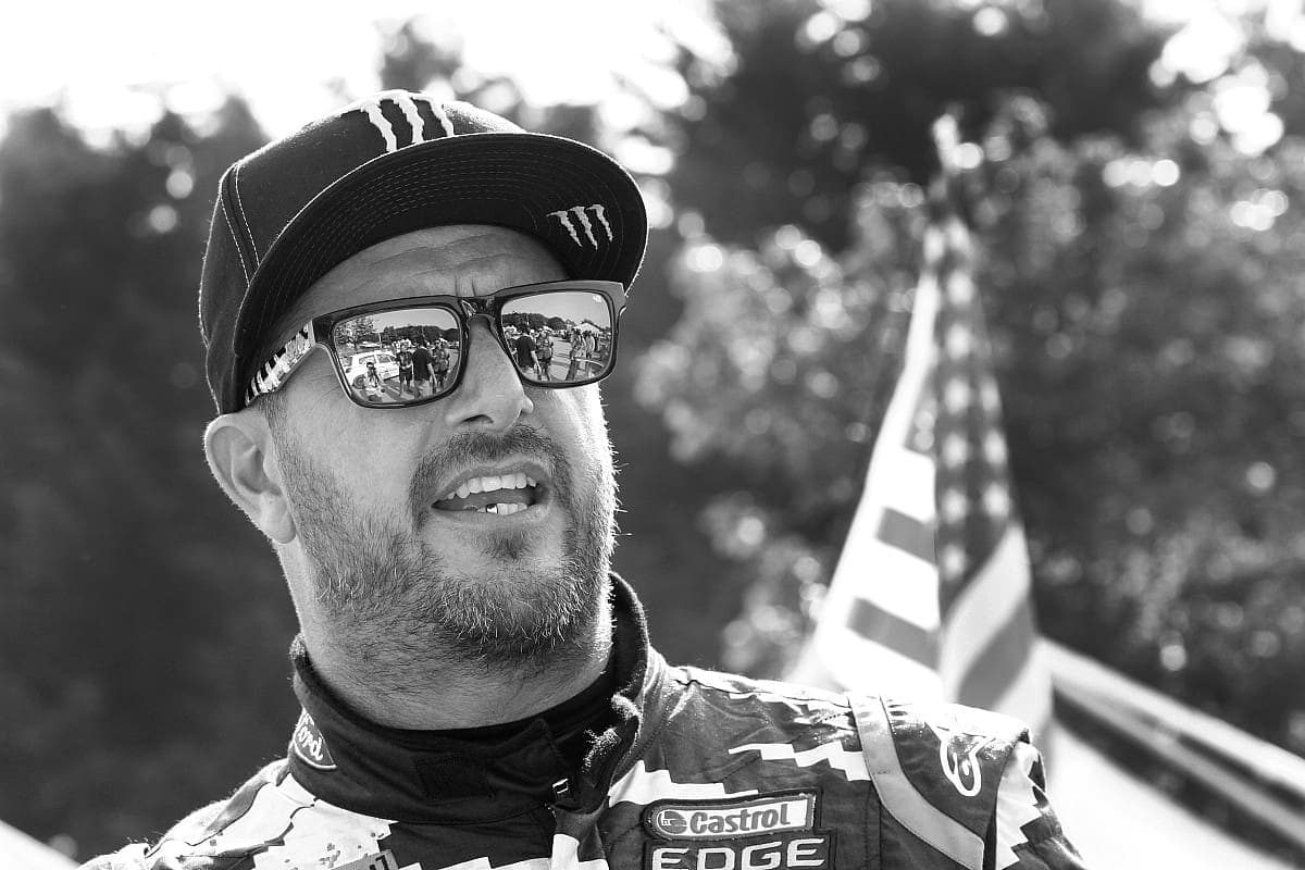 Muere el piloto Ken Block aplastado por su moto de nieve