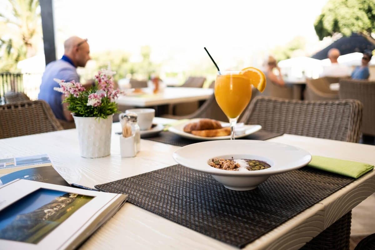 Tunden a restaurante por prohibir entrada con niños menores de 10 años