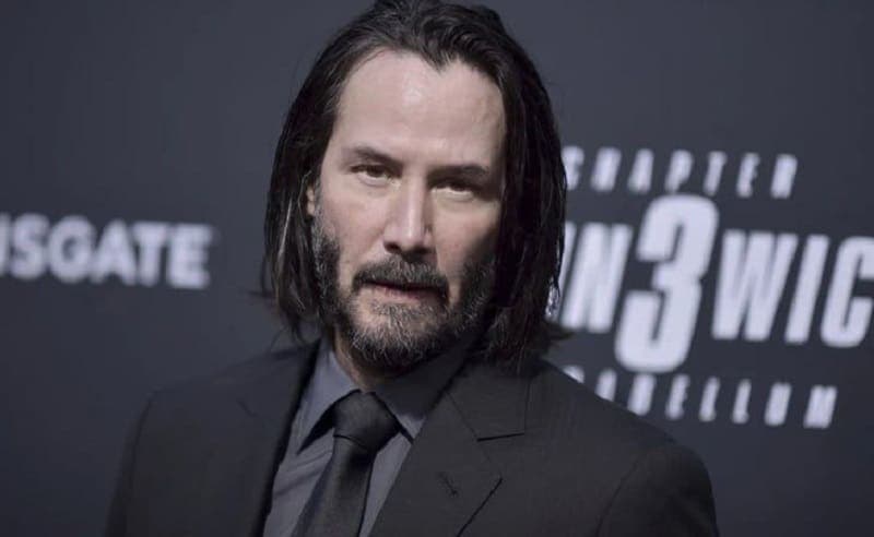 Keanu Reeves solicita orden de restricción tras ser acosado por un hombre