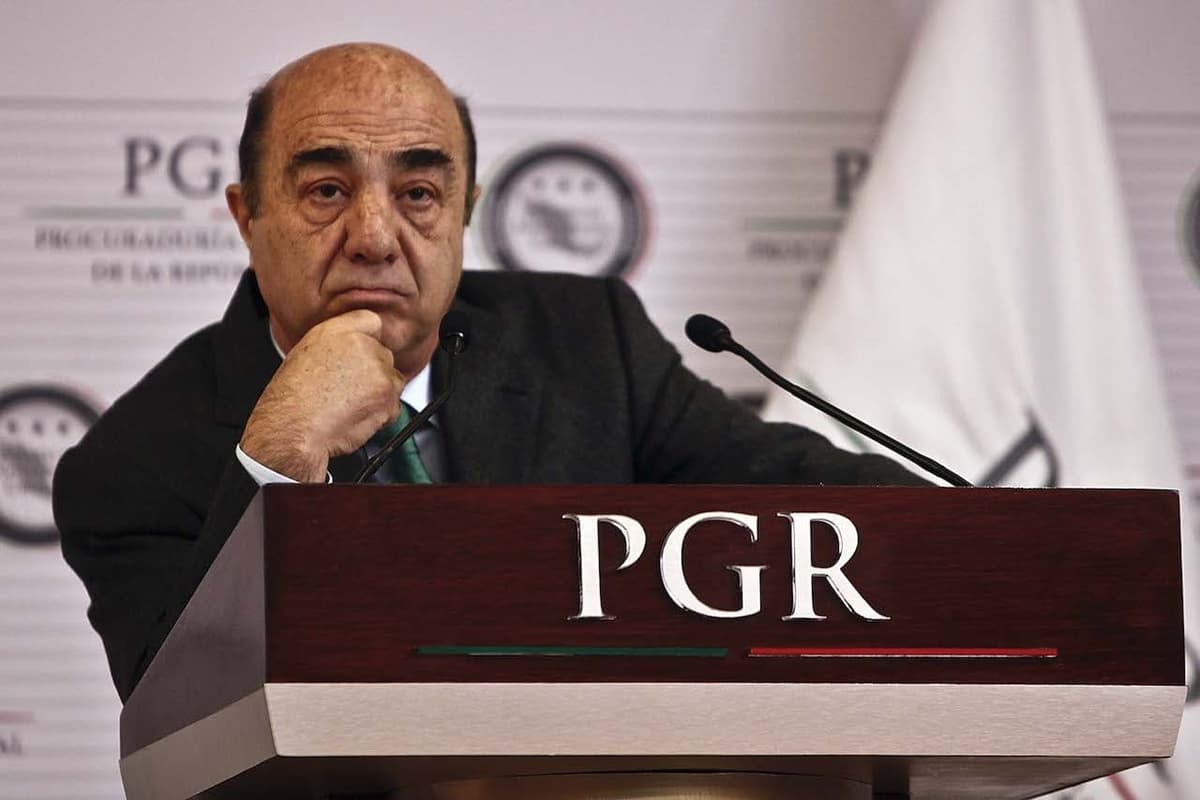 FGR imputa a Murillo Karam por tortura a detenido en caso Ayotzinapa