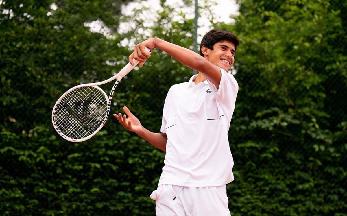 Rodrigo Pacheco se alza como el mejor jugador junior de tenis en el mundo