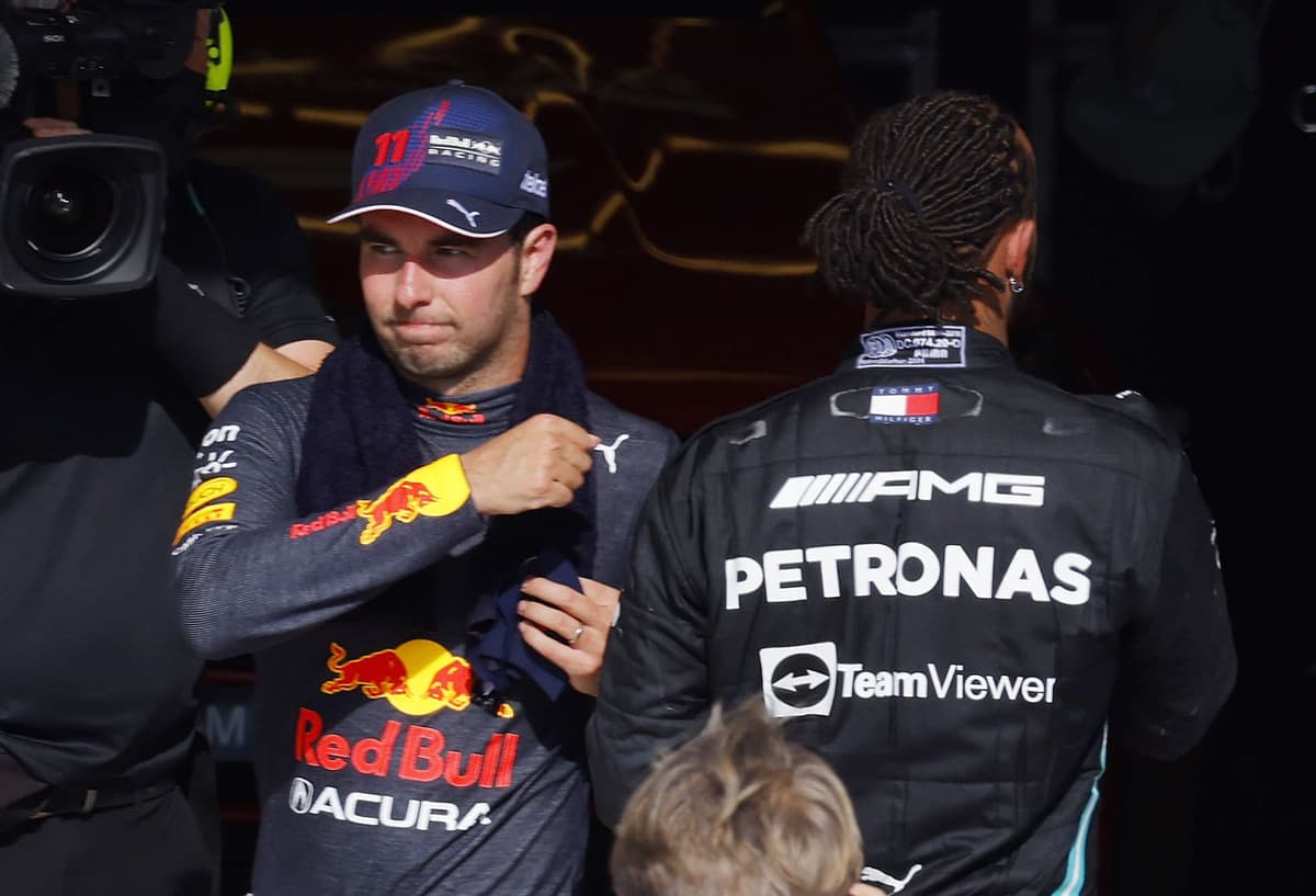 ¿Será? Checo Pérez suena para relevar a Hamilton en Mercedes