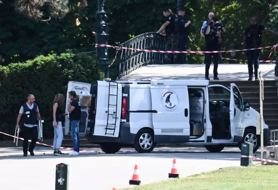Hombre apuñala a cuatro niños en un parque de Francia