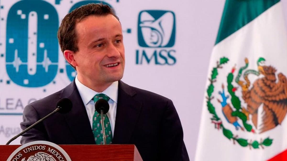 IMSS culpó a la gestión de Mikel Arriola por irregularidades en contratos de elevadores