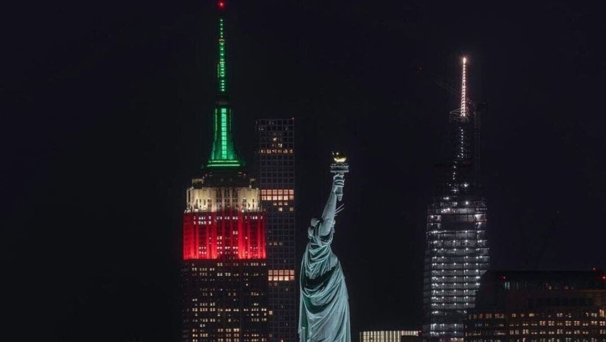 Monumentos del mundo se pintan de tricolor por la Independencia de México