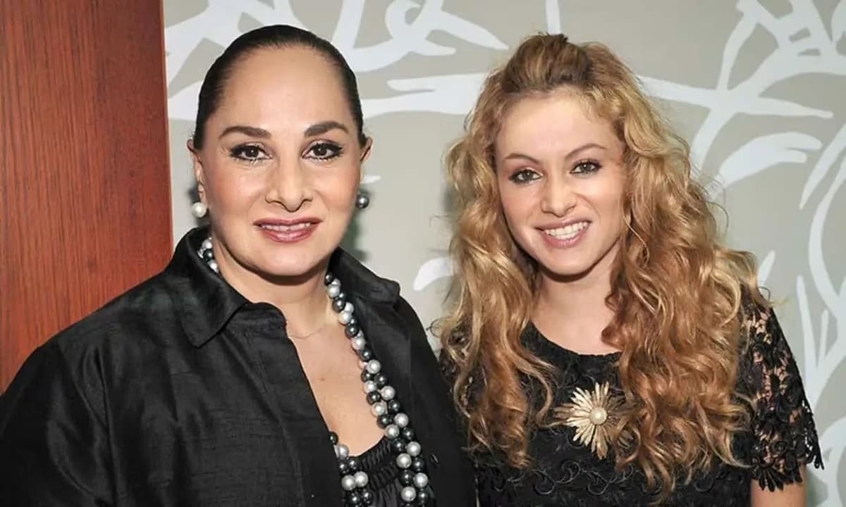 Paulina Rubio revela con tristeza que no pudo despedirse de su madre, Susana Dosamantes