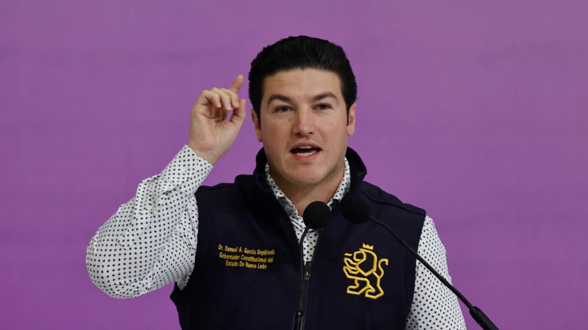 Juez anula la licencia de Samuel García; no se puede ir hasta que no se designe al gobernador interino de Nuevo León
