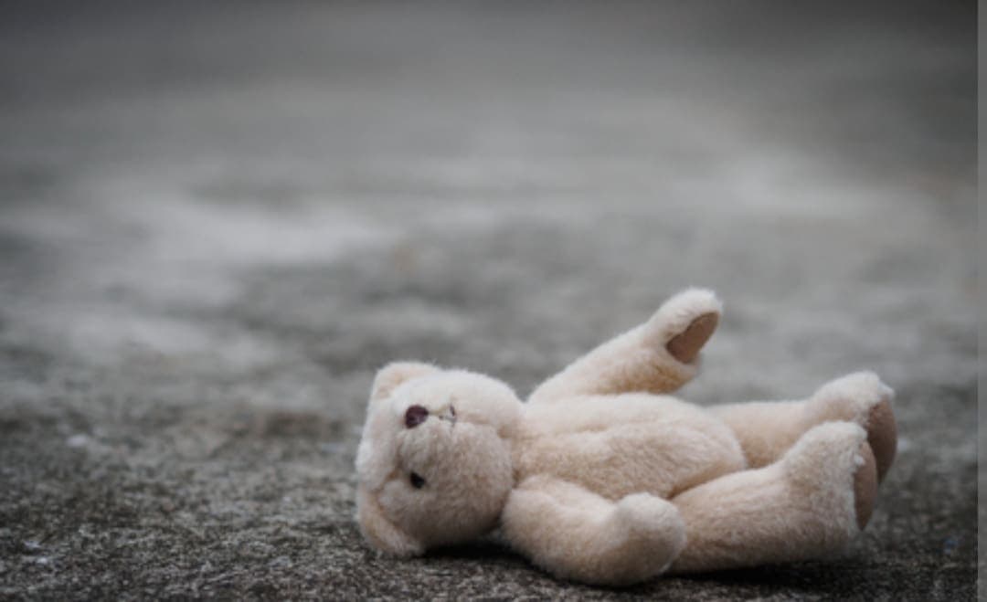 Niñera confiesa que asesinó a golpes a una niña de 5 años porque no podía dormir