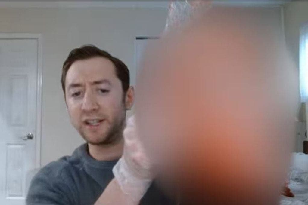 Hombre decapita a su padre y lo transmite en vivo por YouTube