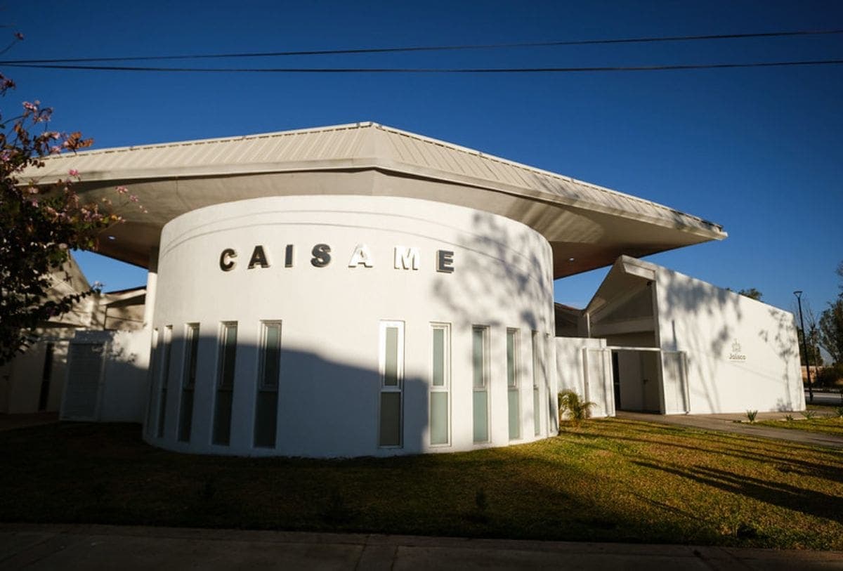 Investigan asesinato a mujer al interior de hospital psiquiátrico en Jalisco