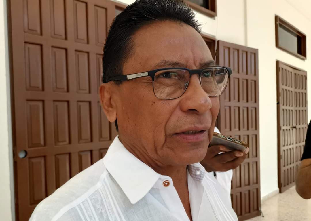 Se prepara SEQ para cumplir sin contratiempos con entrega de uniformes gratuitos