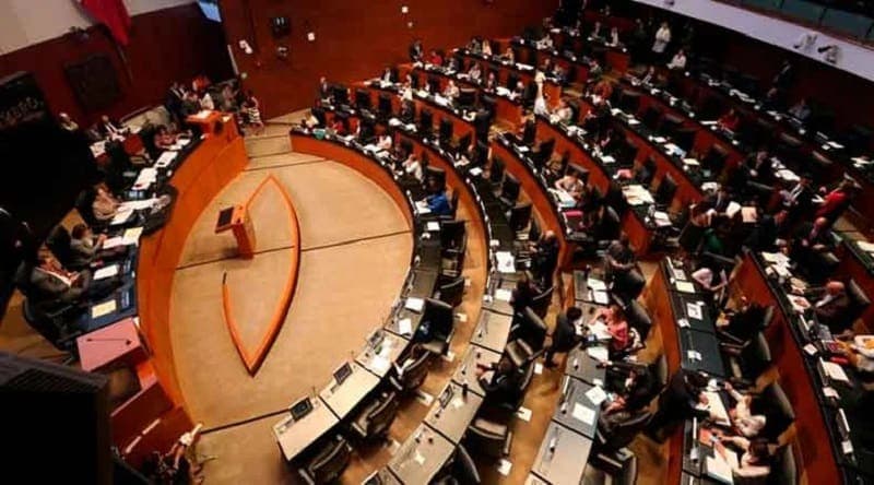 Analiza Senado posible desaparición de poderes en Guerrero y Guanajuato