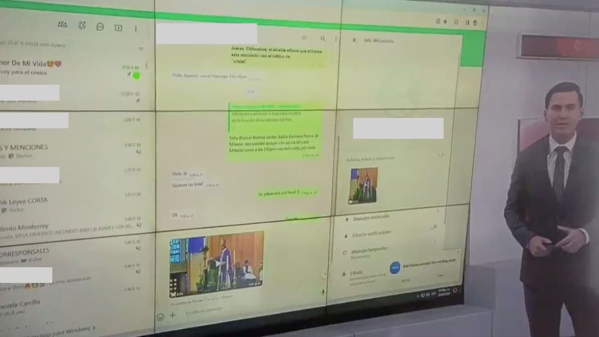 Empleado filtra conversaciones de WhatsApp durante noticiario de televisión